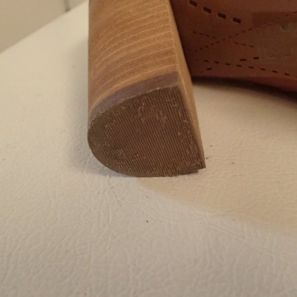 Leather Ankle Booties by Dolce Vita Ladies Size 9 - Picture 7 of 9